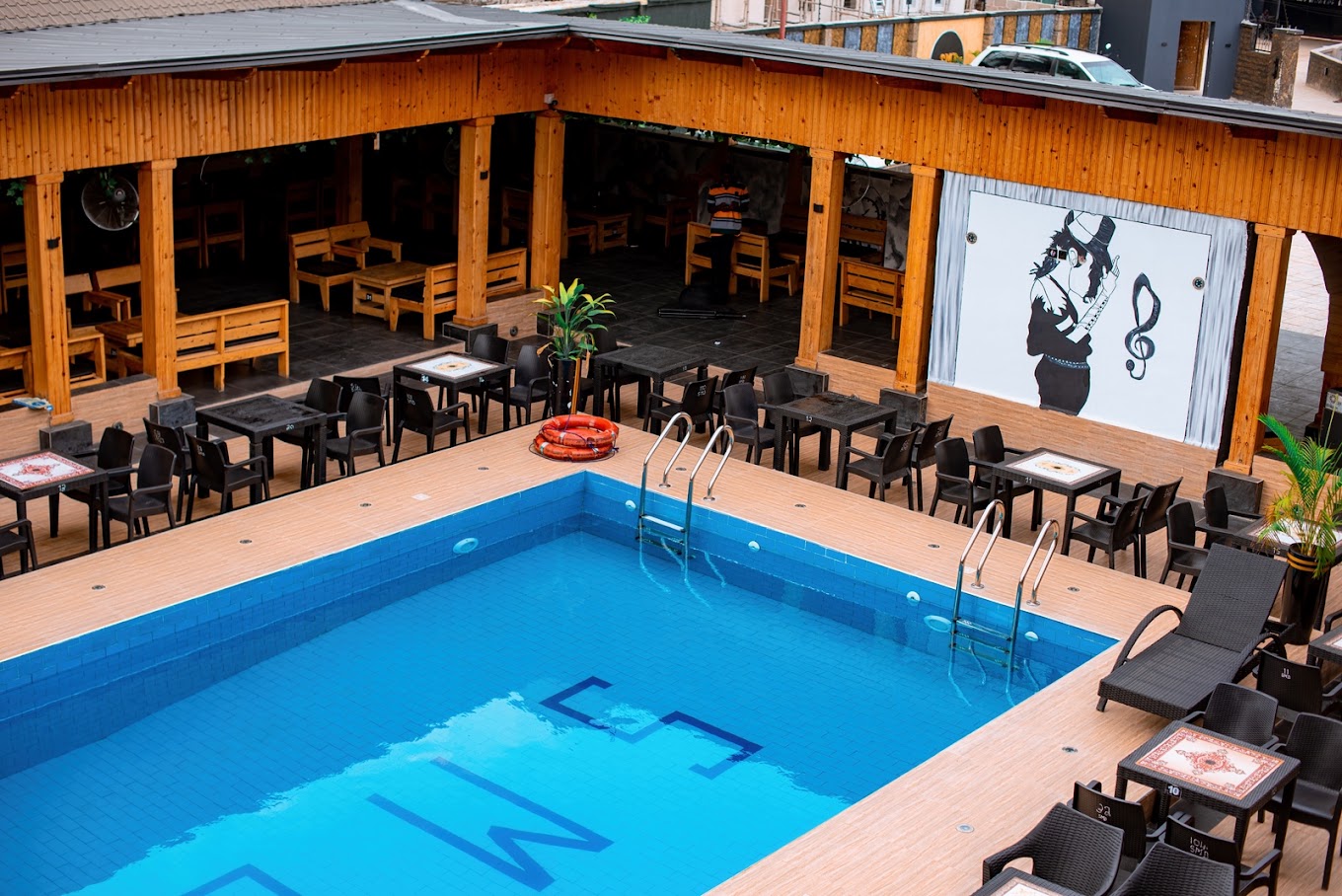 SMD Hotel swimming pool